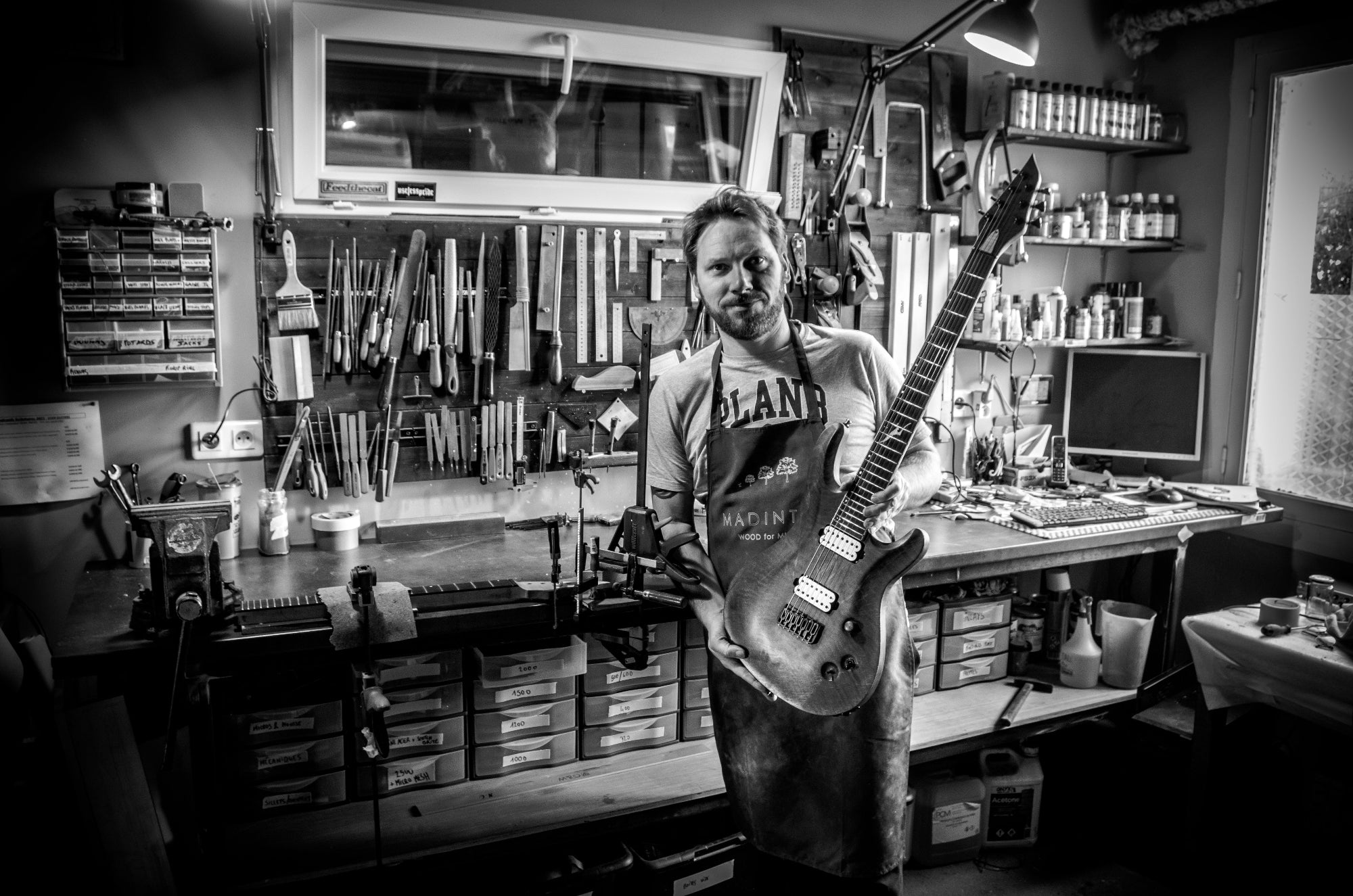 Your Luthier in his natural habitat !